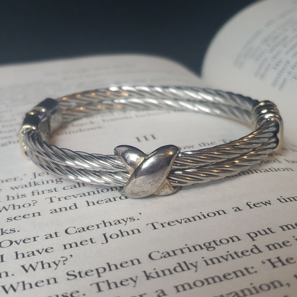 ‎Bangle Bracelet